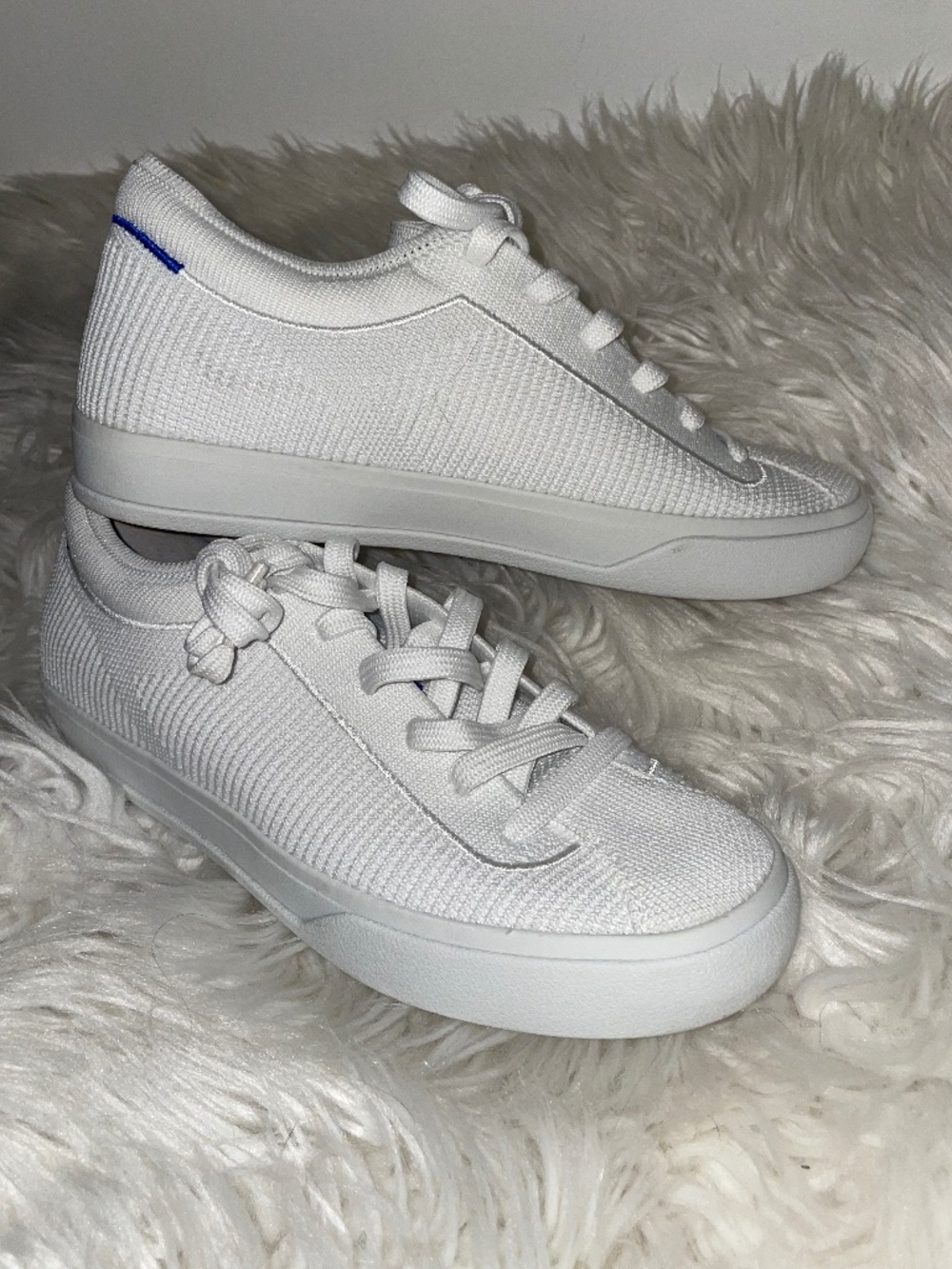 Rothy’s lace up white knit sneakers women’s size 6
